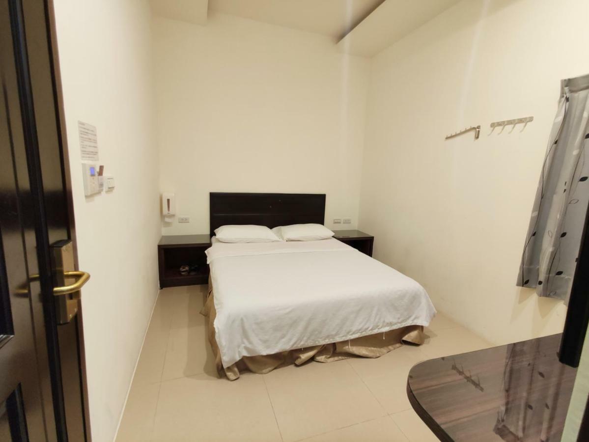 Feng Homestay Zhongpu ภายนอก รูปภาพ