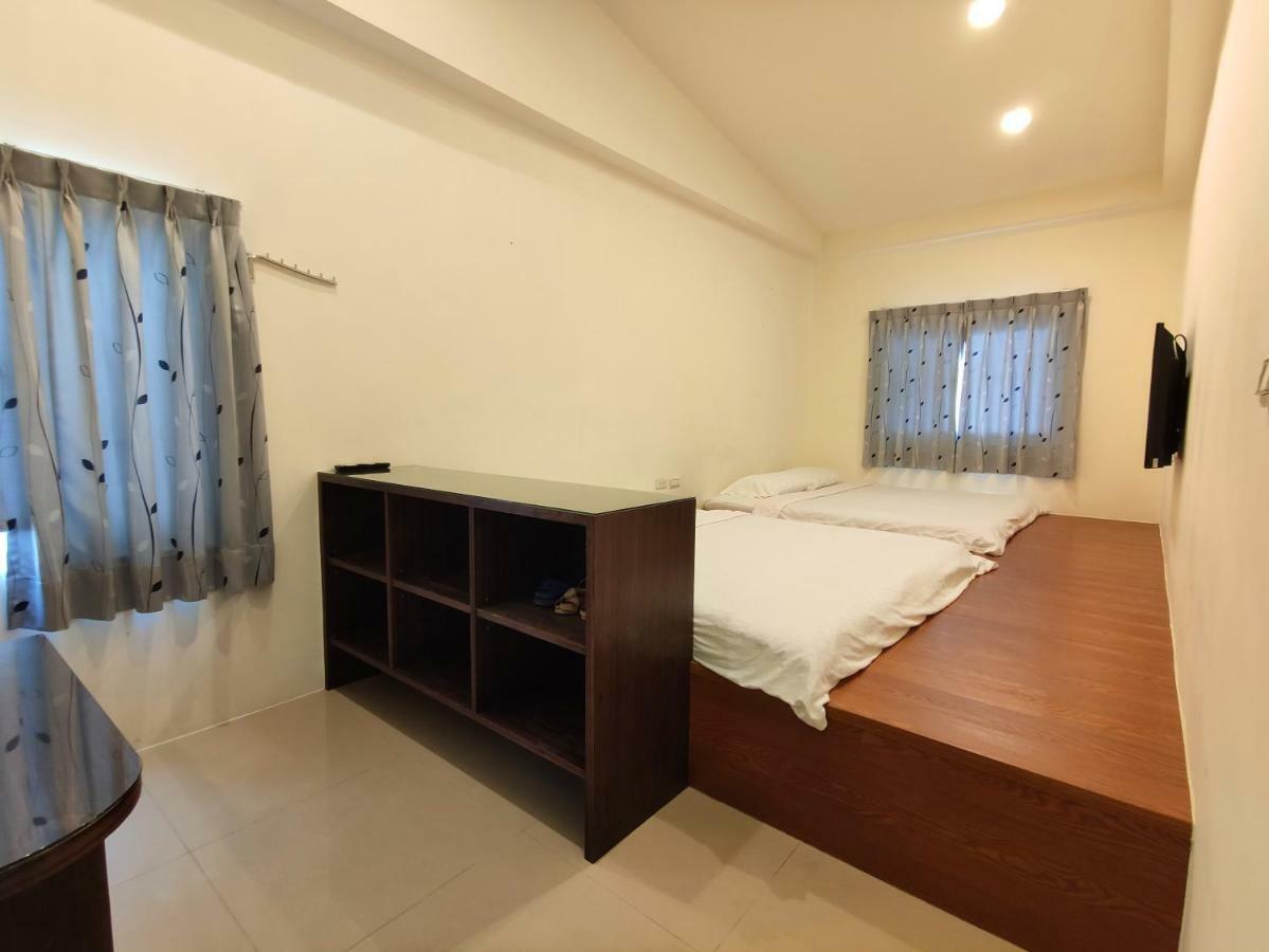 Feng Homestay Zhongpu ภายนอก รูปภาพ