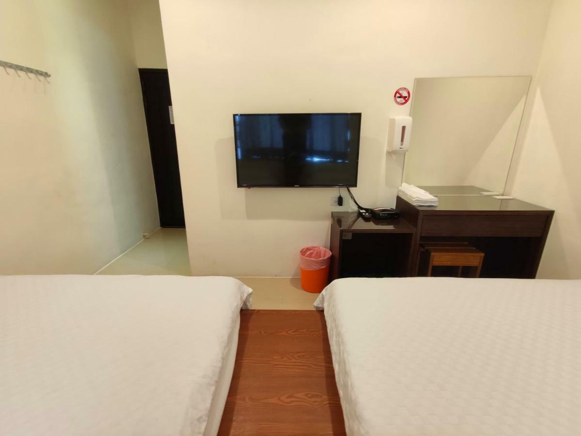 Feng Homestay Zhongpu ภายนอก รูปภาพ