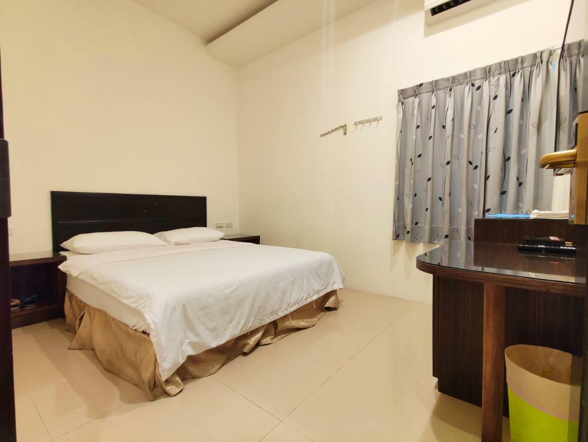 Feng Homestay Zhongpu ภายนอก รูปภาพ