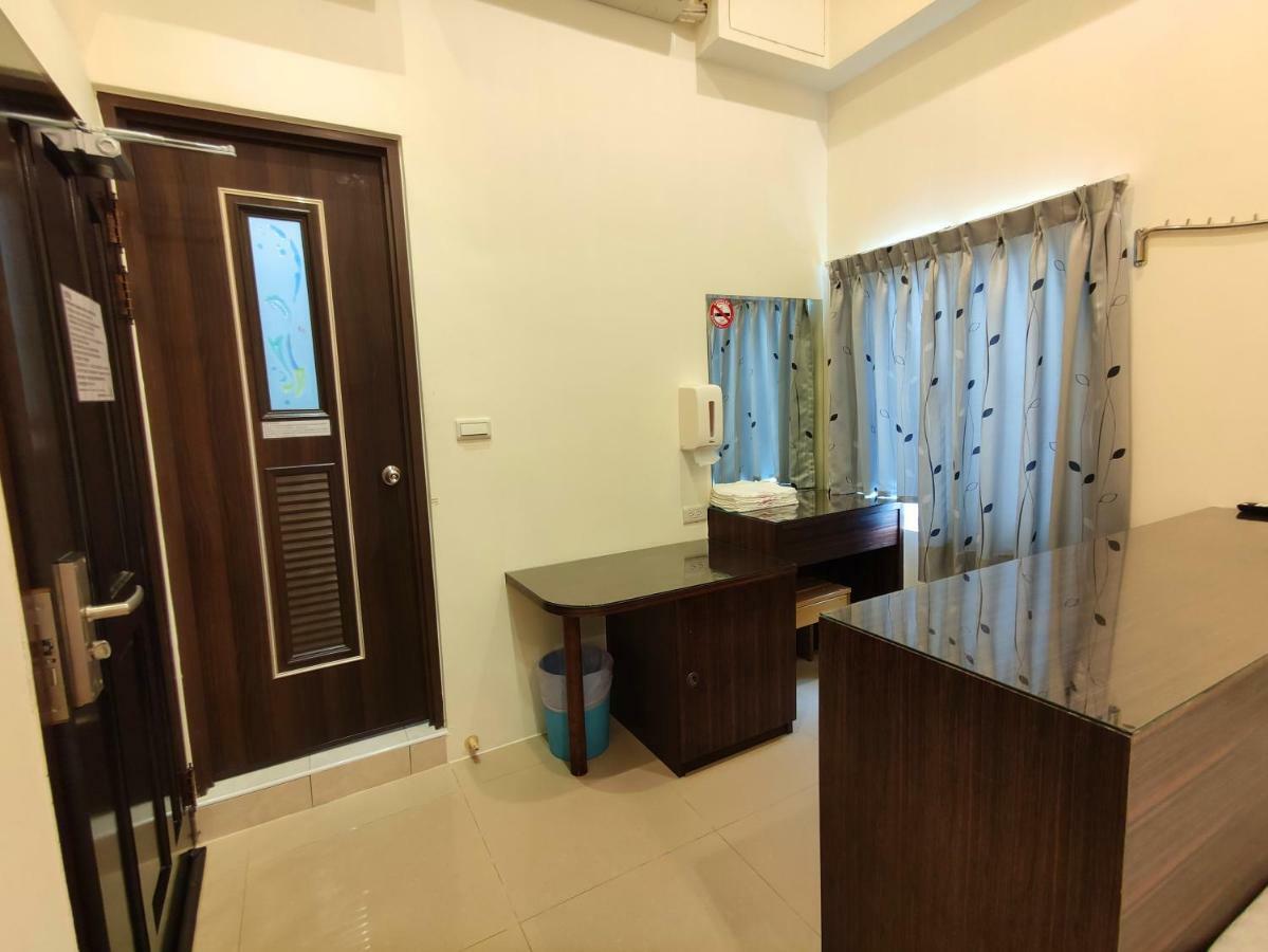 Feng Homestay Zhongpu ภายนอก รูปภาพ